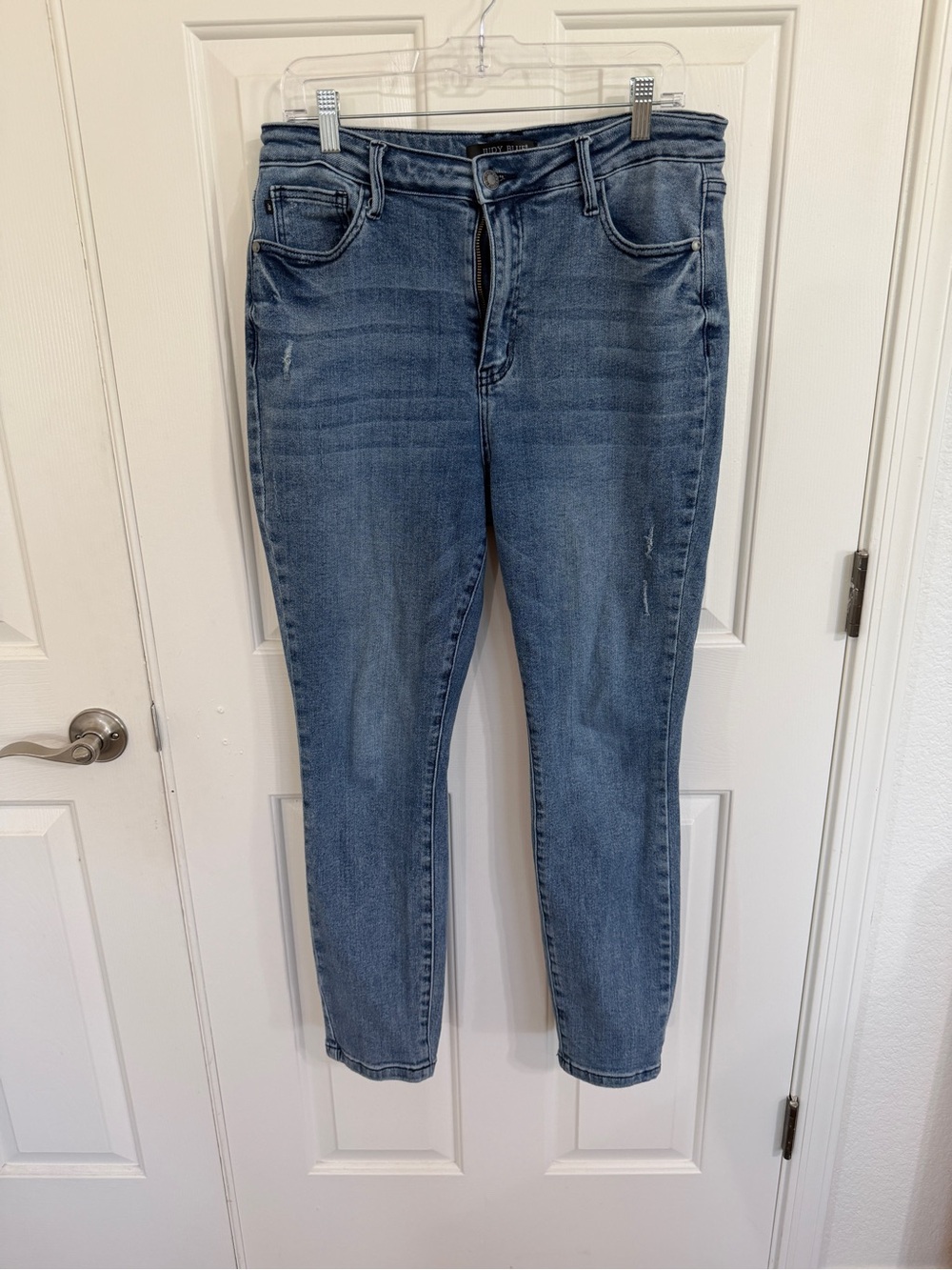 Judy Blue Jeans 13/31 Medium Wash Stretch Skinny Denim JB88617